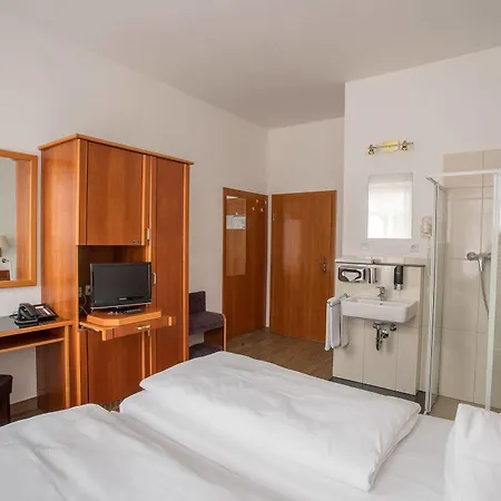 Otel Astoria Leipzig